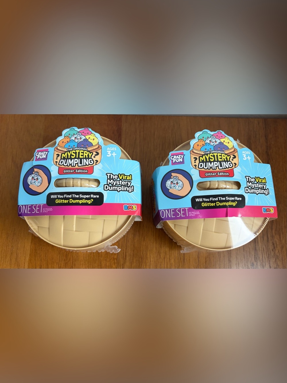 RMS Crazy Fun The Original Mystery Dumpling Glitter Edition Squishy Bun (2)